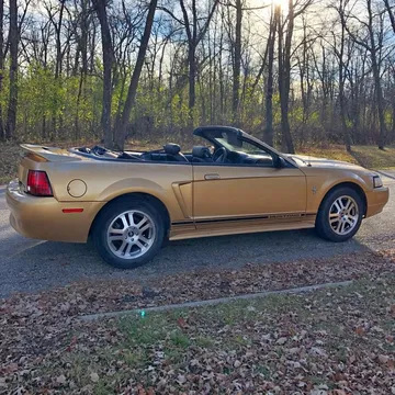 2000 Ford Mustang Convertible