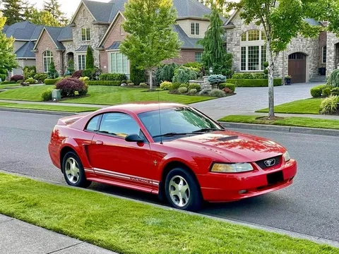 2000 Ford Mustang
