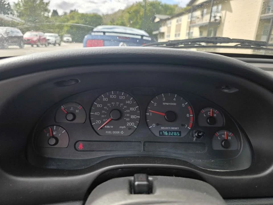 2000 Ford SN95 Mustang - Image 7 of 9