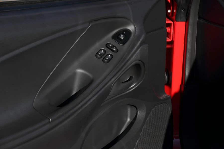 2000 Ford SN95 Mustang Cobra R - Image 22 of 31