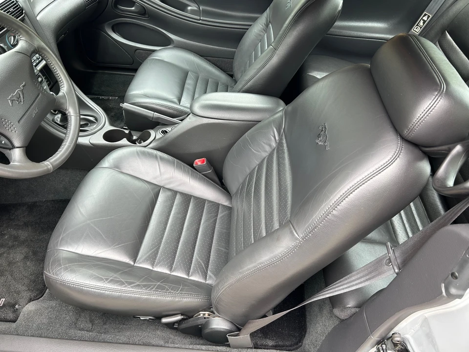 2000 Ford SN95 Mustang - Image 28 of 31