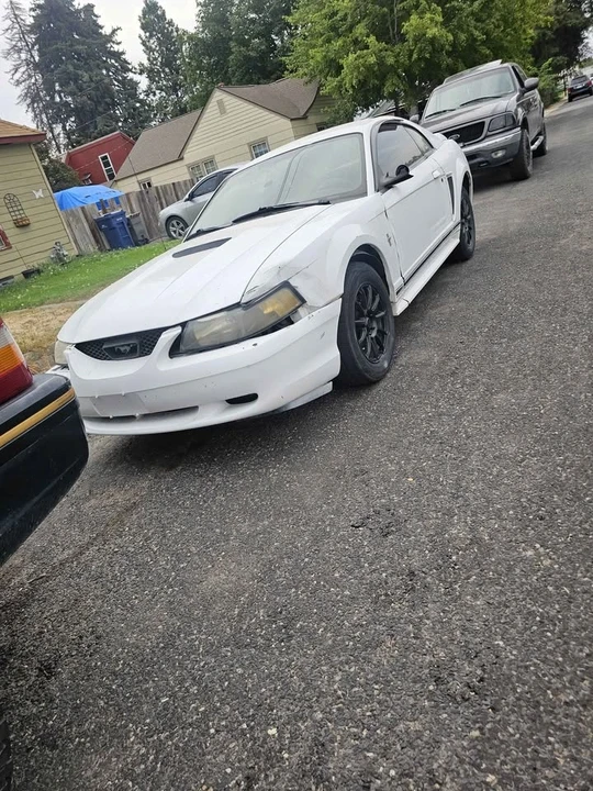 2000 Ford SN95 Mustang - Image 2 of 3