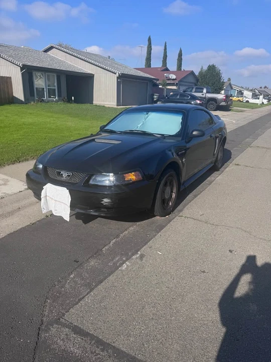 2000 Ford SN95 Mustang - Image 3 of 10
