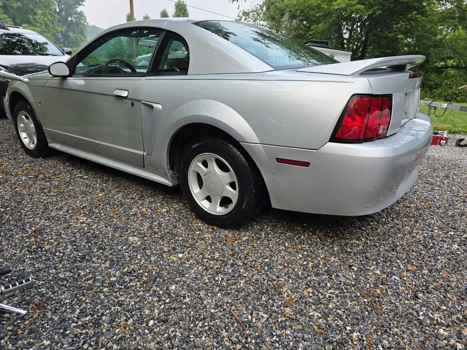 2000 Ford SN95 Mustang - Image 4 of 11