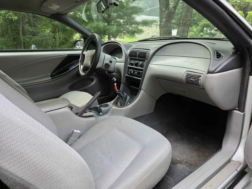 2000 Ford SN95 Mustang - Image 9 of 11
