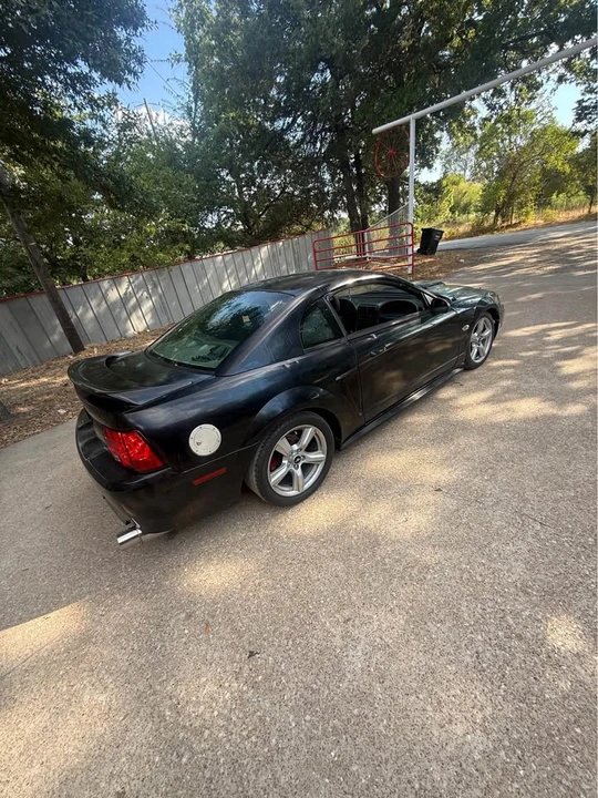 2000 Ford SN95 Mustang - Image 2 of 3