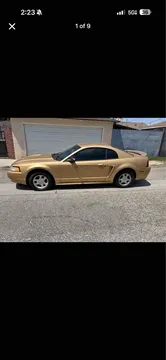 2000 Ford Mustang V6 Coupe 2D