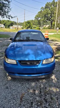 2000 Ford Mustang V6 Coupe 2D