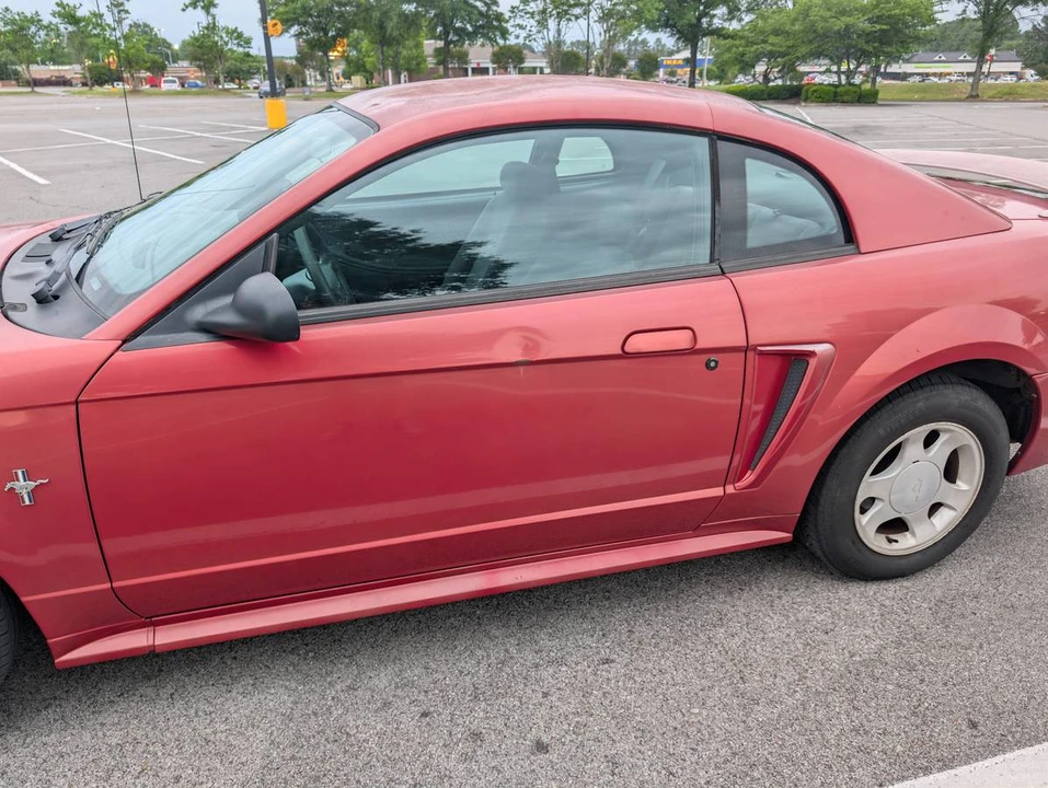 2000 Ford SN95 Mustang - Image 11 of 24