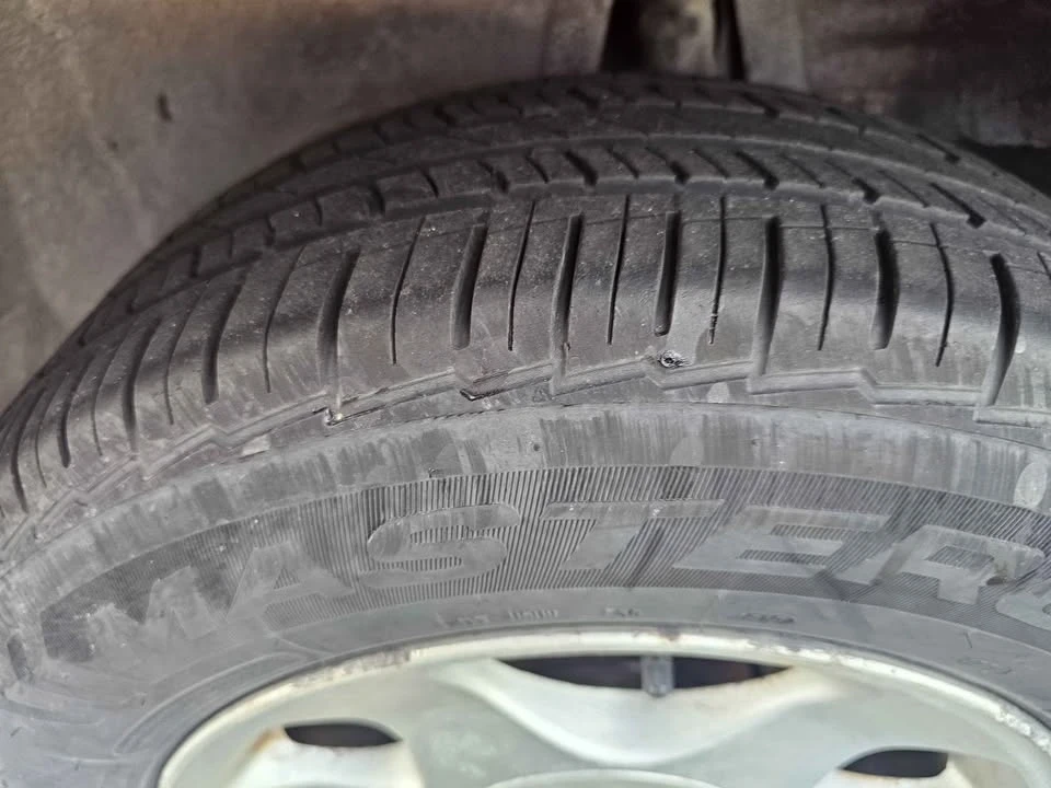 2000 Ford SN95 Mustang - Image 4 of 10