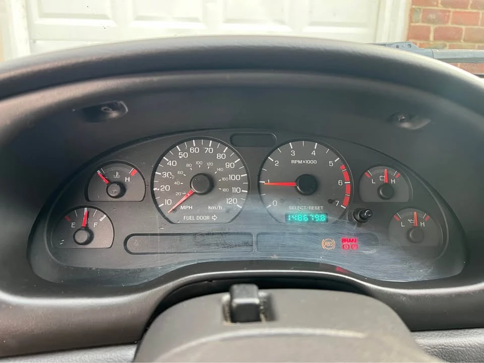2000 Ford SN95 Mustang - Image 5 of 20