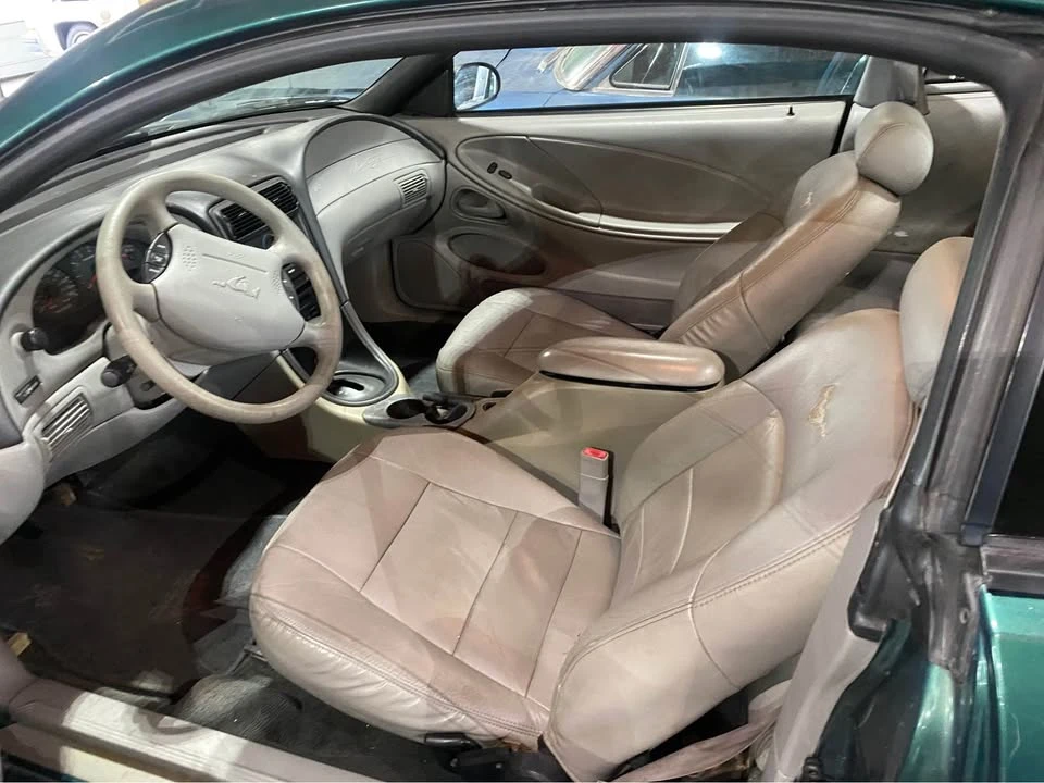 2000 Ford SN95 Mustang - Image 2 of 3