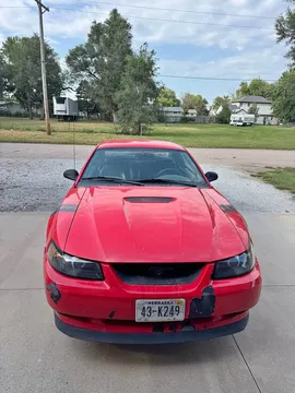 2000 Ford Mustang V6 Premium Coupe 2D