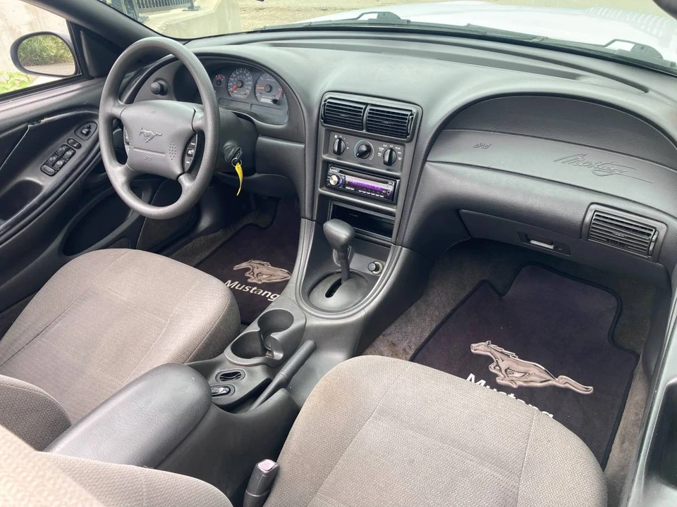 2000 Ford SN95 Mustang - Image 9 of 14