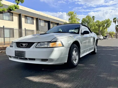 2000 Ford Mustang V6