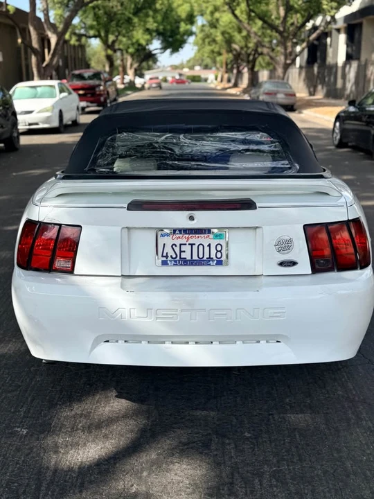 2000 Ford SN95 Mustang - Image 3 of 8