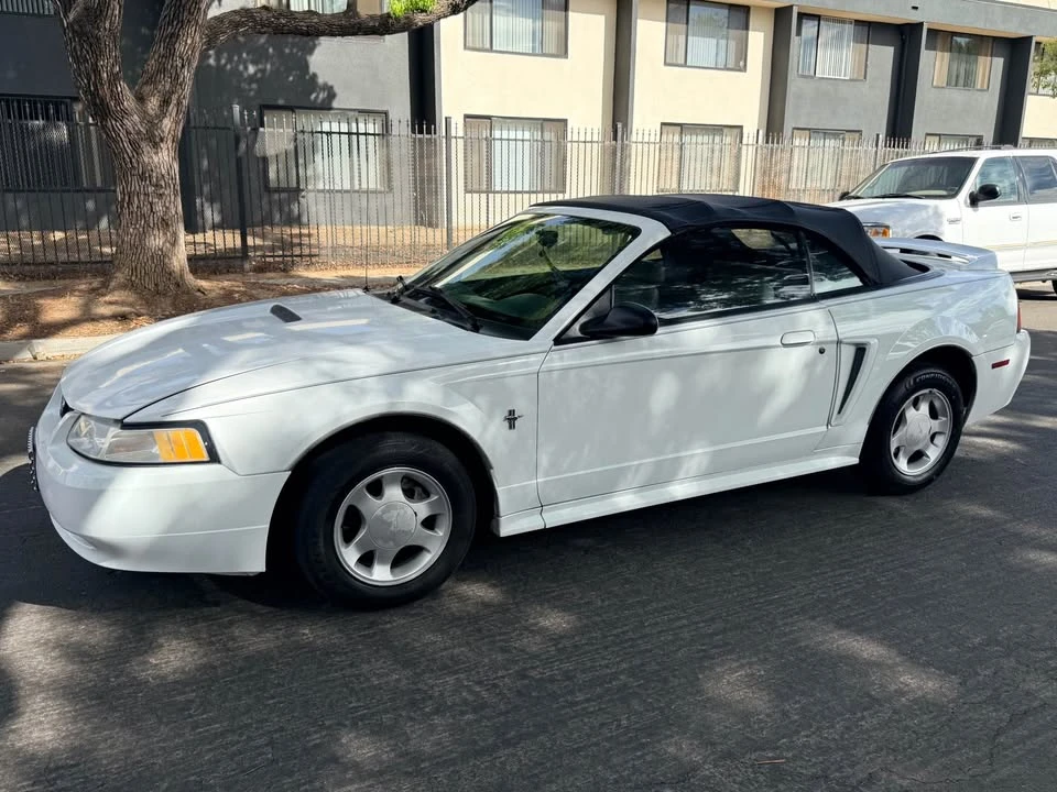 2000 Ford SN95 Mustang - Image 2 of 8