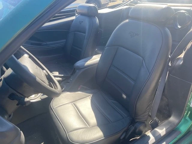 2000 Ford SN95 Mustang - Image 11 of 19