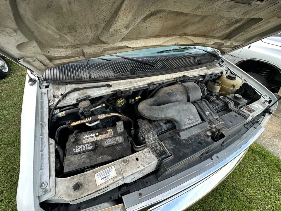 2000 Ford Econoline Van - Image 21 of 21
