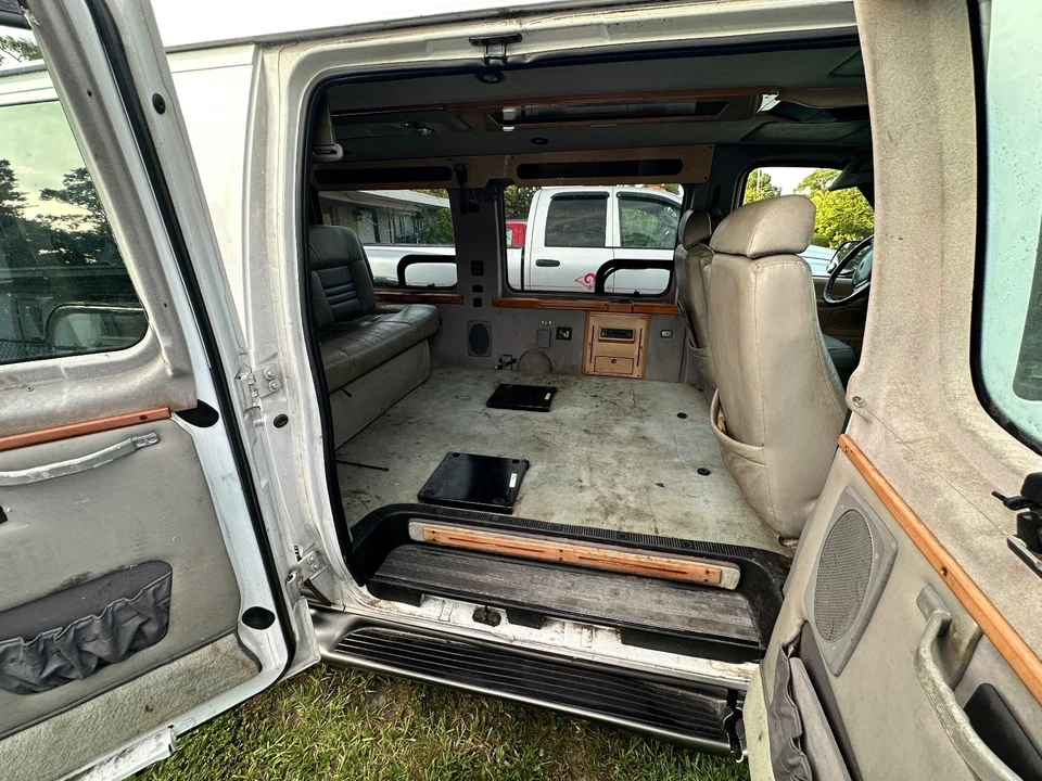 2000 Ford Econoline Van - Image 17 of 21