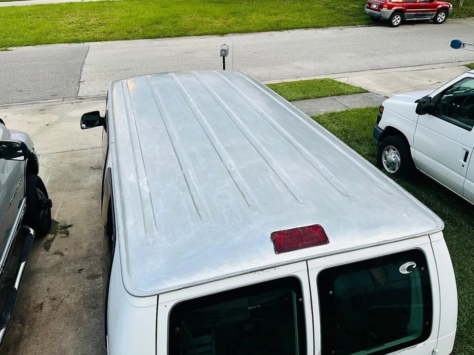 2000 Ford Econoline Van - Image 6 of 21