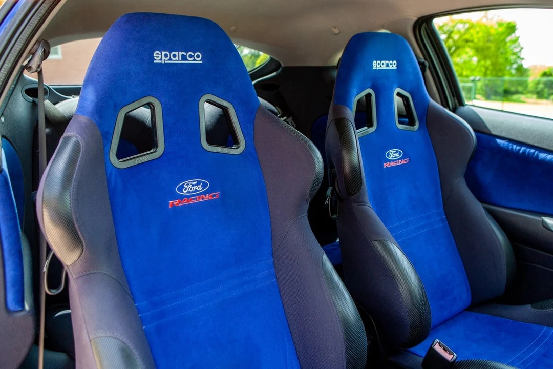 2000 Ford - Image 4 of 30