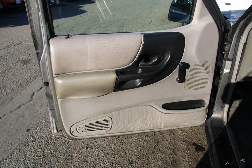 2000 Ford Ranger 2nd Gen - Image 12 of 21