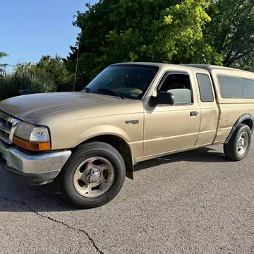 2000 Ford Ranger XLT Super Cab Pickup 2D 6 ft