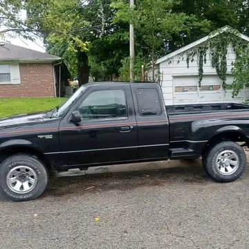 2000 Ford Ranger XLT Super Cab Pickup 4D 6 ft