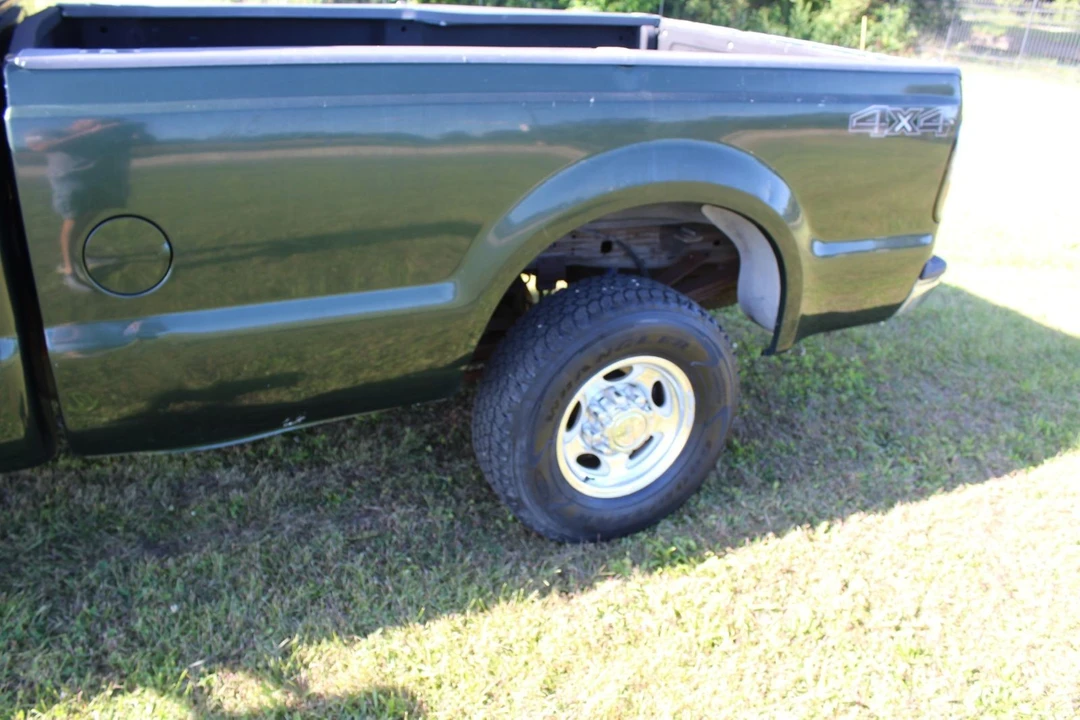 2000 Ford Super Duty 1st Gen - Image 10 of 12