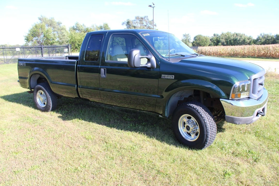 2000 Ford Super Duty 1st Gen - Image 8 of 12