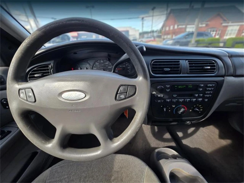 2000 Ford Taurus 4th Gen - Image 12 of 17