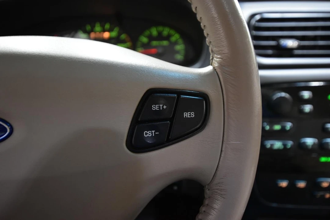 2000 Ford Taurus 4th Gen - Image 15 of 21