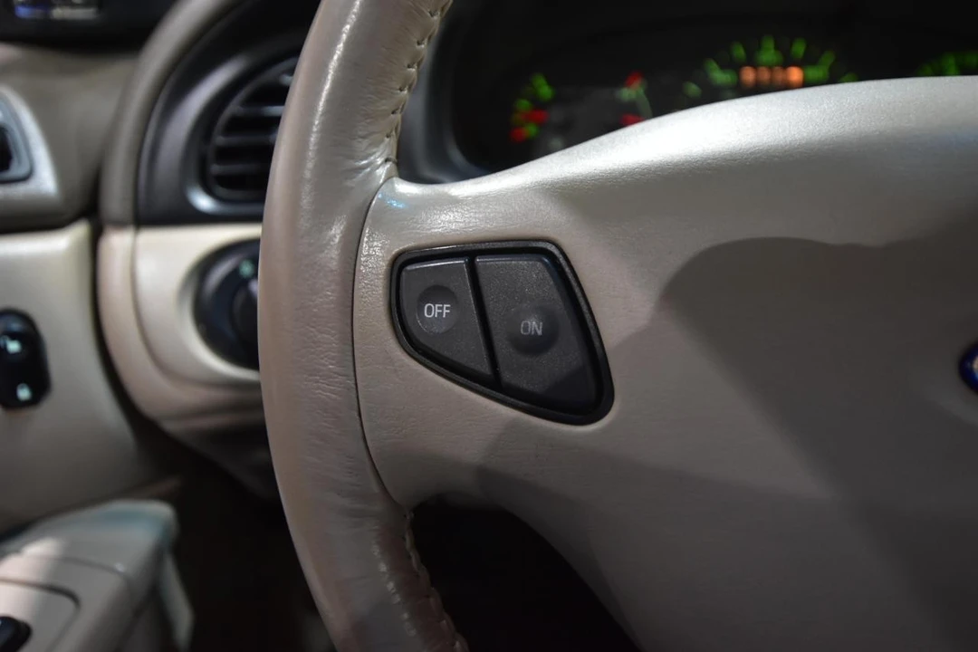 2000 Ford Taurus 4th Gen - Image 14 of 21