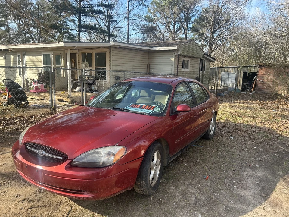 2000 Ford Taurus 4th Gen - Image 2 of 8