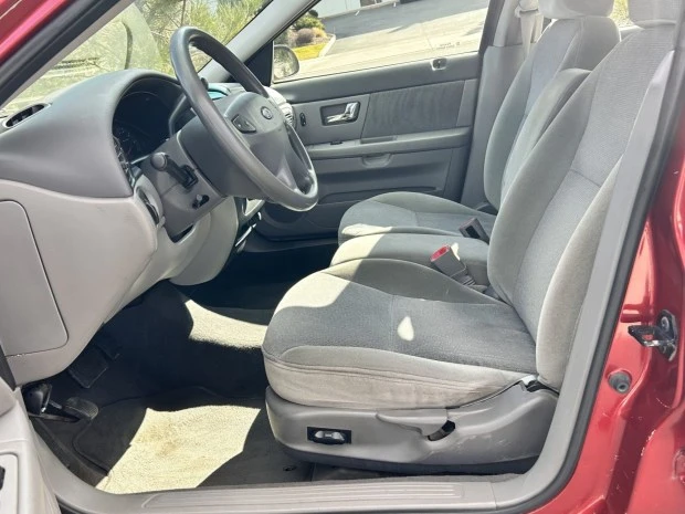2000 Ford Taurus 4th Gen - Image 4 of 7