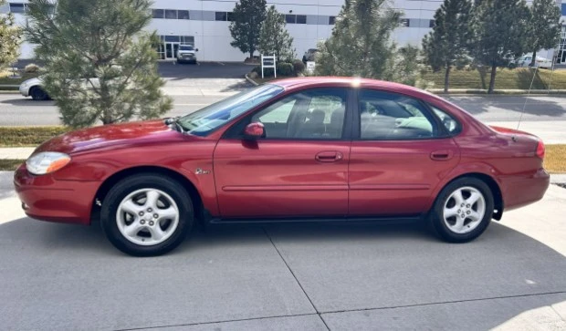 2000 Ford Taurus 4th Gen - Image 3 of 7