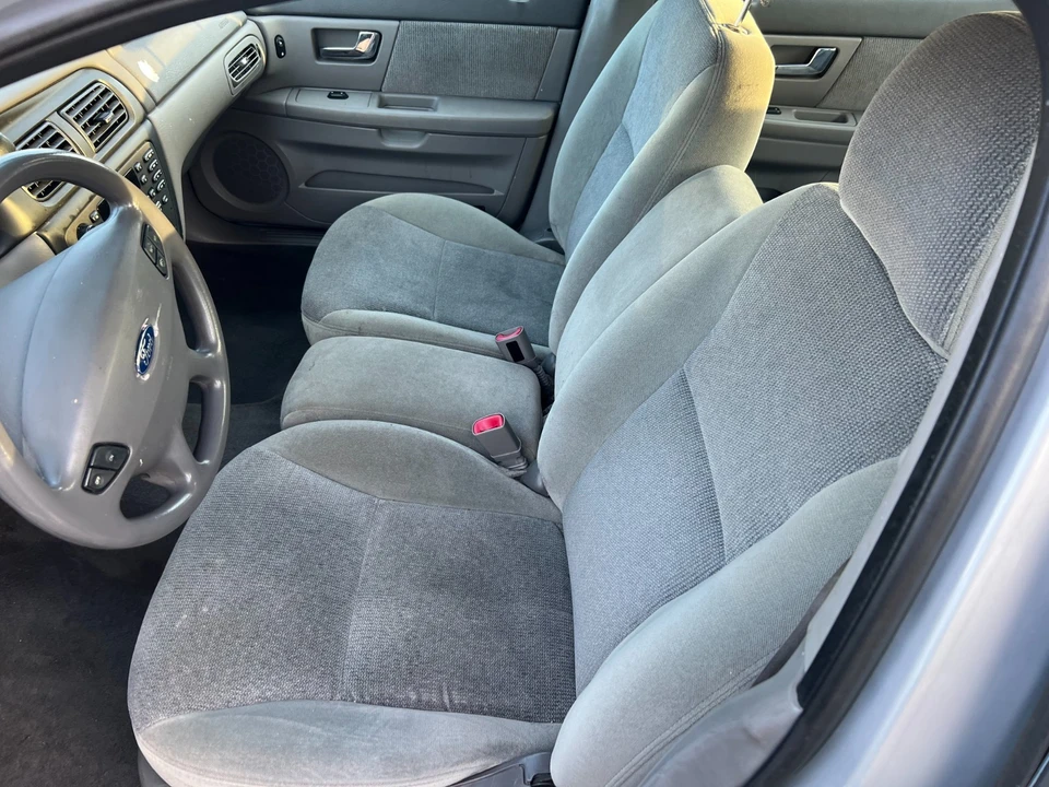 2000 Ford Taurus 4th Gen - Image 13 of 21