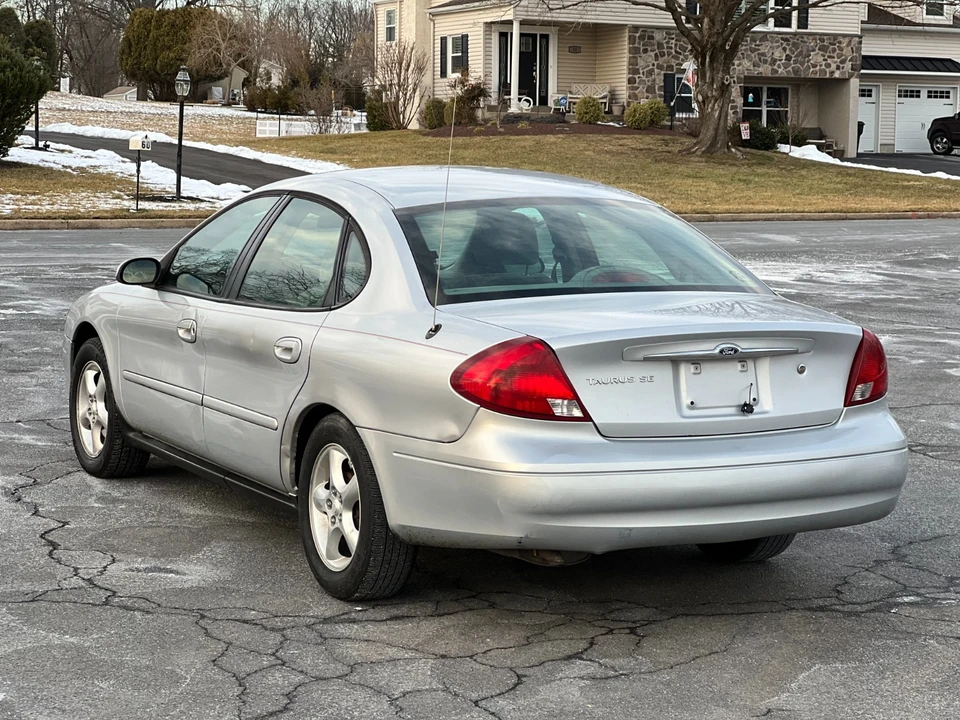 2000 Ford Taurus 4th Gen - Image 4 of 21