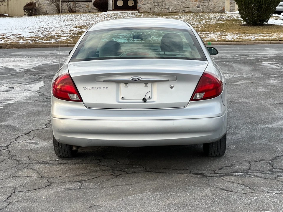 2000 Ford Taurus 4th Gen - Image 5 of 21