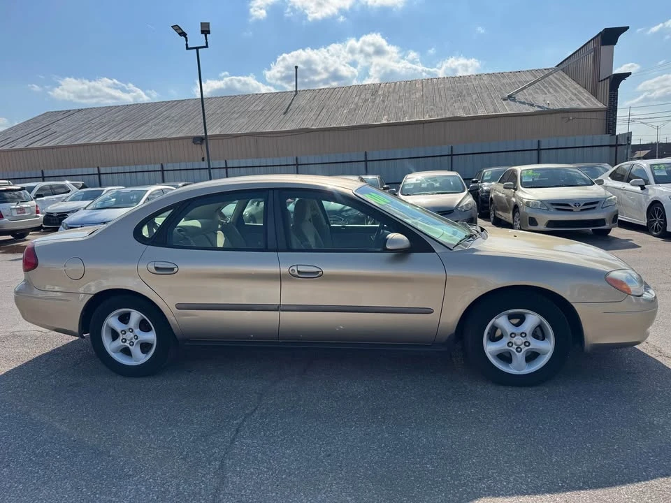 2000 Ford Taurus 4th Gen - Image 5 of 15