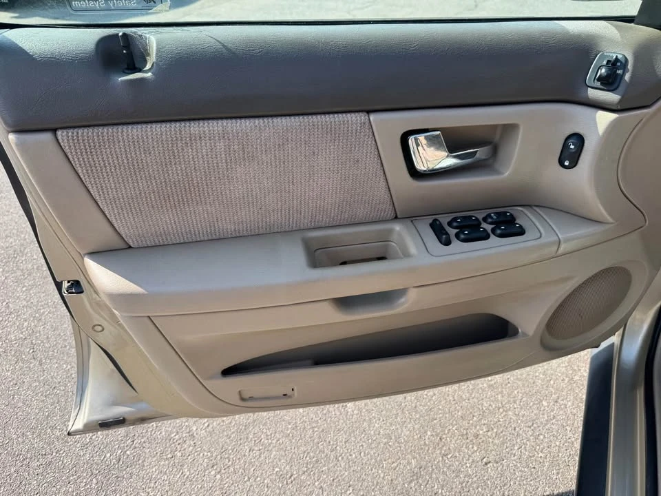 2000 Ford Taurus 4th Gen - Image 15 of 15