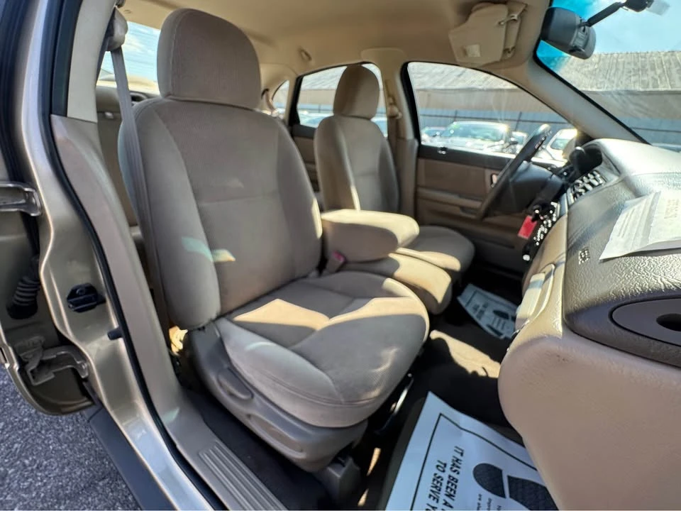 2000 Ford Taurus 4th Gen - Image 12 of 15