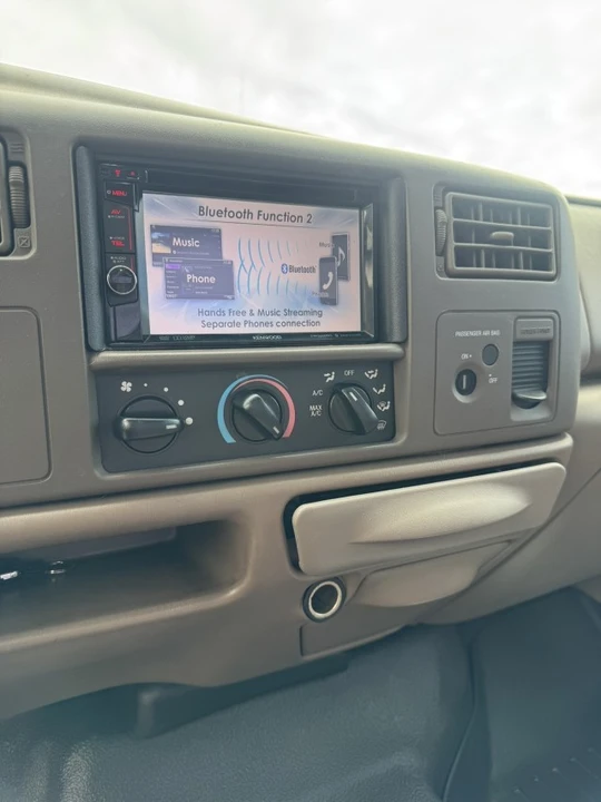 2000 Ford Super Duty 1st Gen - Image 10 of 21