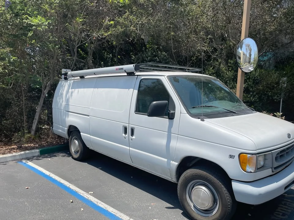 2000 Ford Econoline Van - Image 6 of 13