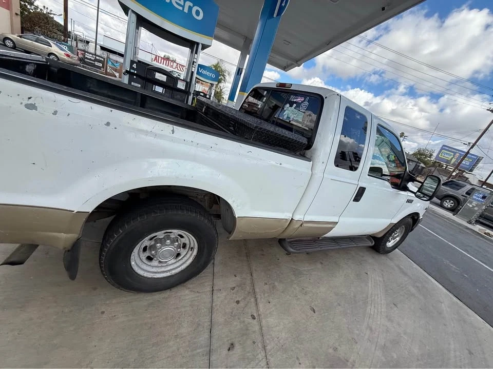 2000 Ford Econoline Van - Image 5 of 6