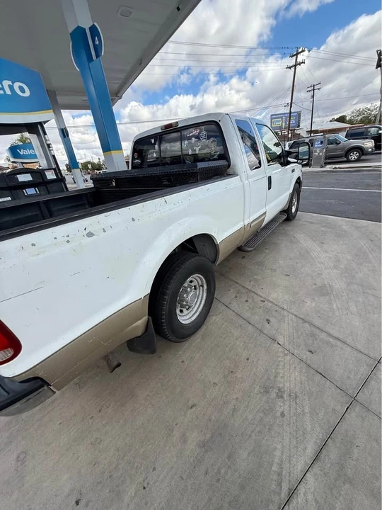 2000 Ford Econoline Van - Image 6 of 6
