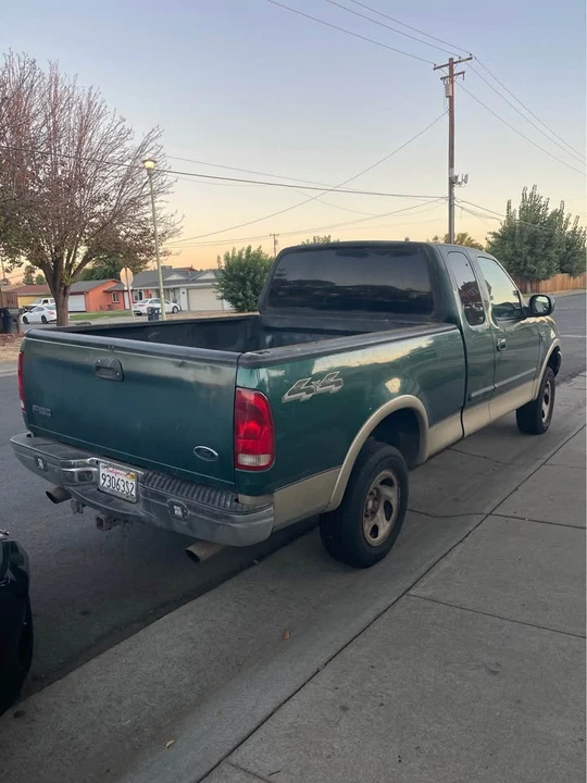 2000 Ford F-150 10th Gen - Image 3 of 4