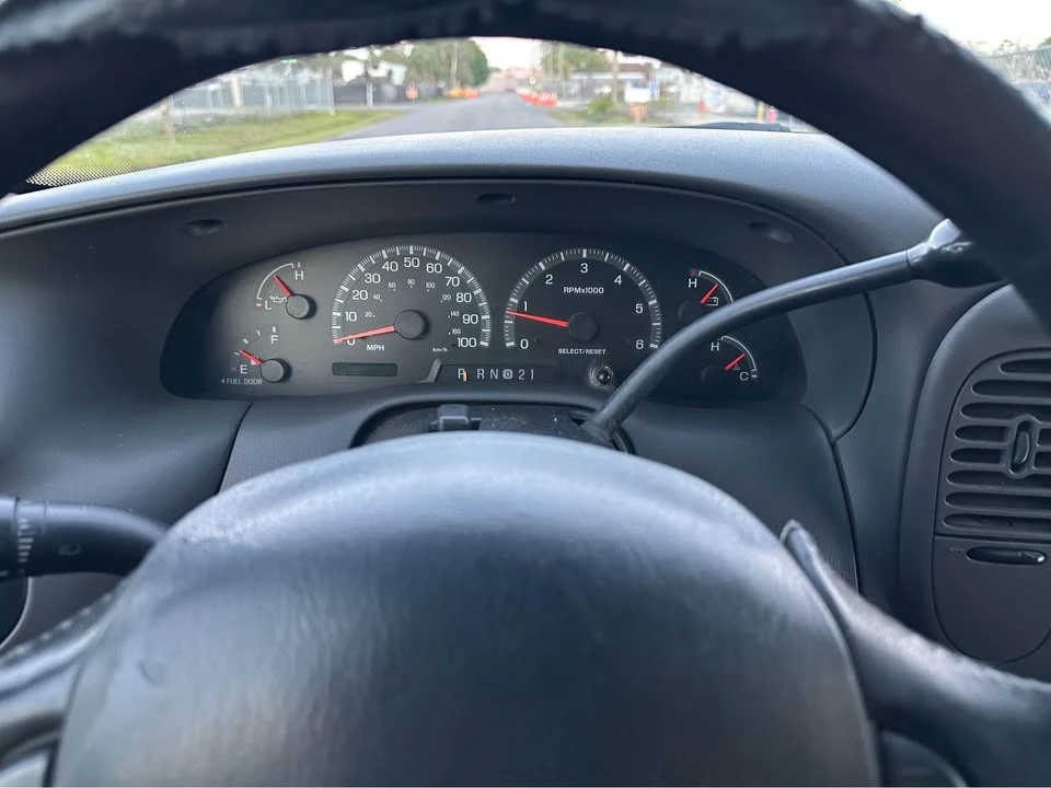 2000 Ford F-150 10th Gen - Image 10 of 11