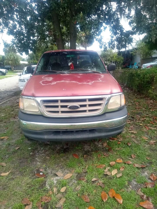 2000 Ford F-150 10th Gen - Image 2 of 6